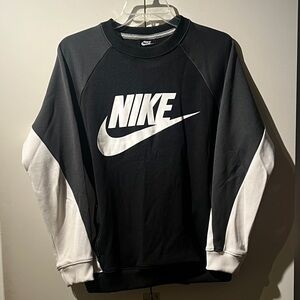 Nike Black/Grey/White Crewneck Sweater